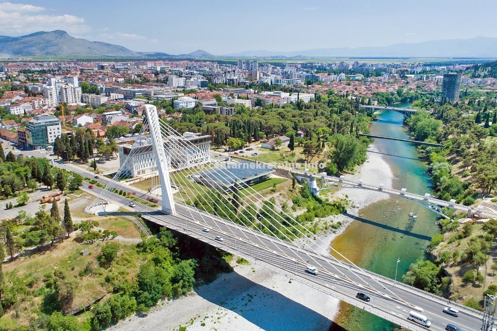For rent, business space 125m2, Preko Morace, Podgorica